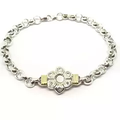 Pulsera rolo y dije con nácar