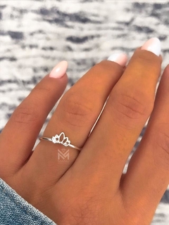 Anillo mini flor de loto