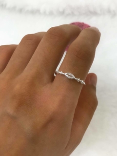 Anillo Aitana en internet