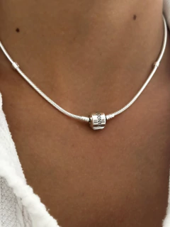 Cadena 40 cm y cierre con piedras y liso en internet