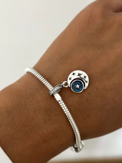 Charm universo en internet