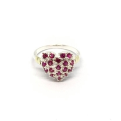 Anillo frutillita corazón