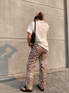 Imagem do Calça Onça Viena
