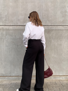 Calça Alfaiataria Londres Preta na internet