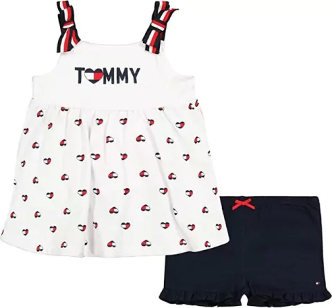 Conjunto Tommy Hilfiger camisa corações e short