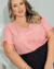 Blusa manga curta com babado plus size na internet
