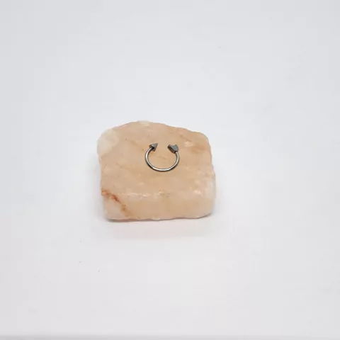 Piercing bull flecha (A.Q.)