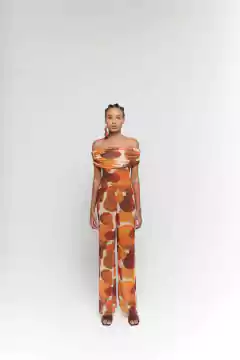 Calça Tule Cabaça na internet