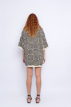 Camisa Cruise Square na internet