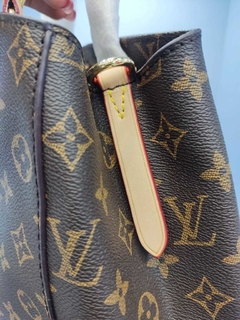 Montaigne Premium / Canvas e couro LEGÍTIMO na internet