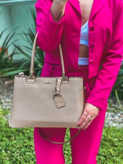 Bolsa Arzz Grande - Primeira linha - loja online