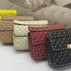 Rockstud - Linha Italiana na internet