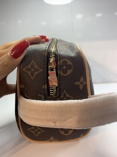 Necessaire LV Premium - Canvas importada - (cópia) - comprar online