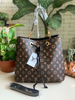 Bolsa Neonoé LV - Primeira linha