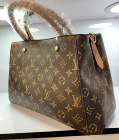Montaigne Premium / Canvas importada na internet