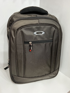 Mochila Marrom - Primeira linha - Life Store | Bolsas de Grife e Acessórios