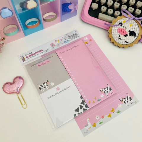 TRIO DE BLOQUINHOS COM 40 FOLHAS - SMELL THE FLOWERS