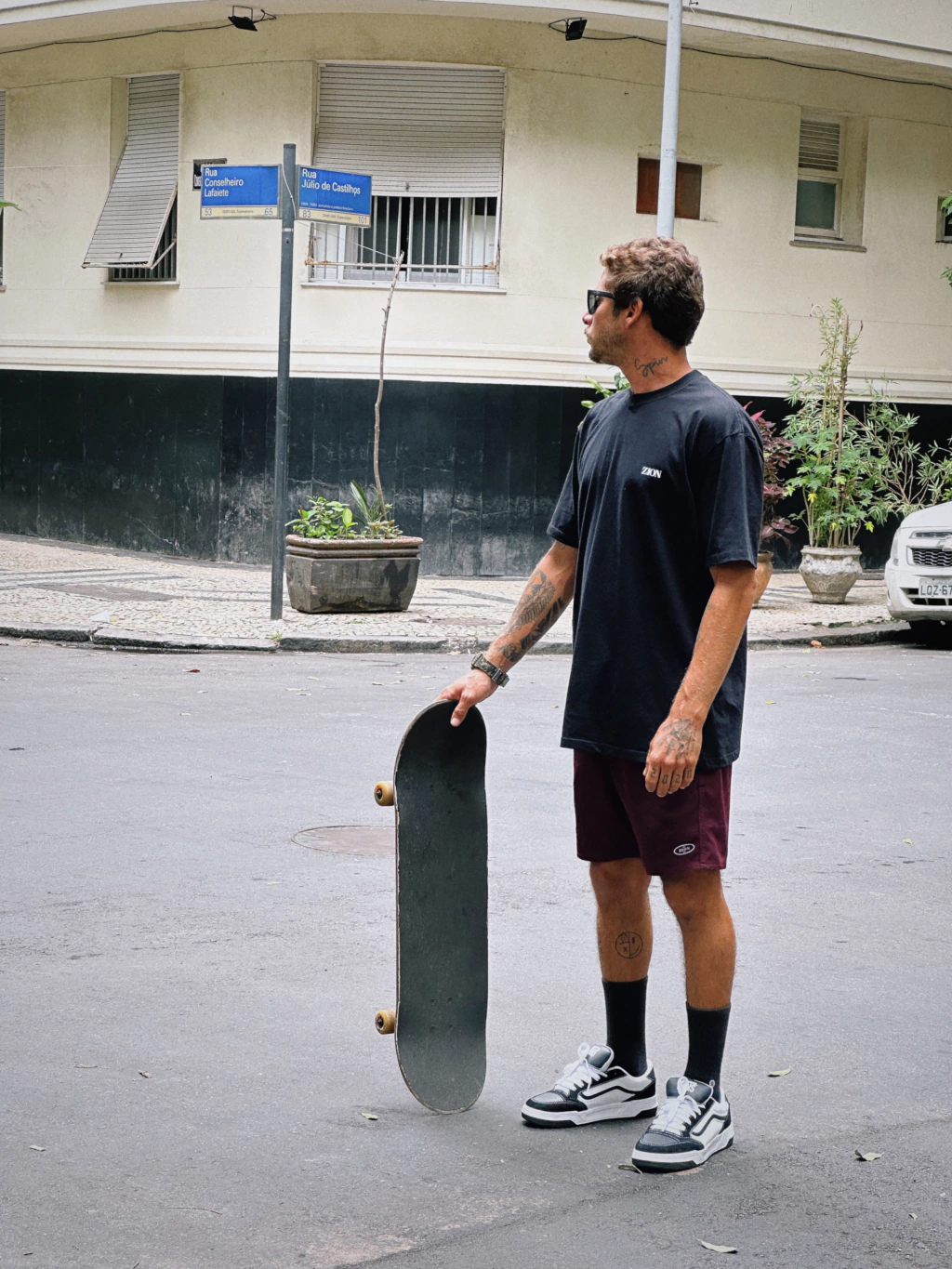 Boardshort basic vinho com bolso lateral