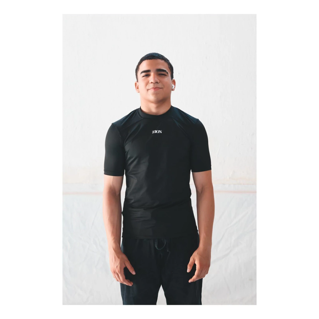 Rash Guard Minimalist Preta