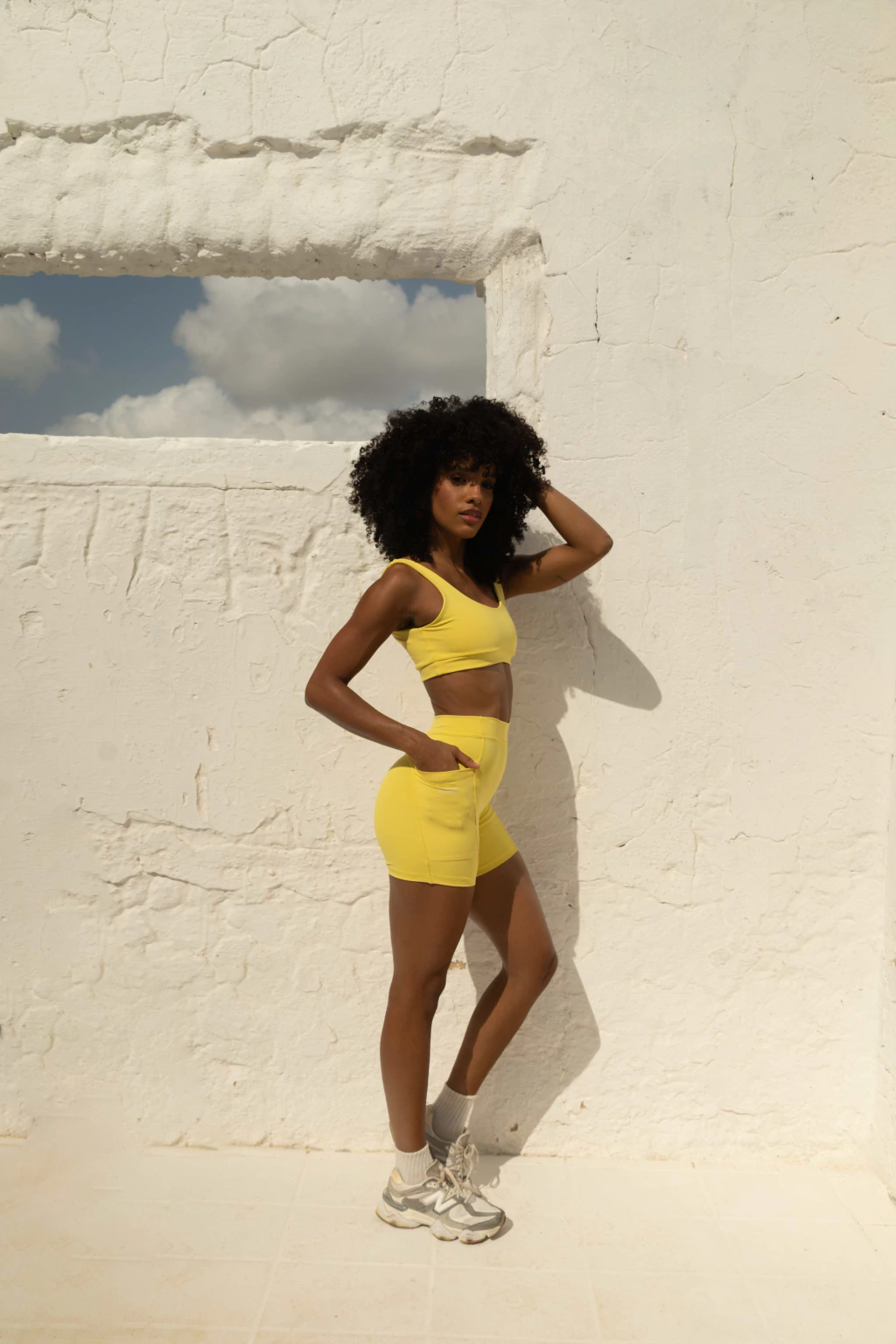 Short Recortes com Bolso Brisa de Sol