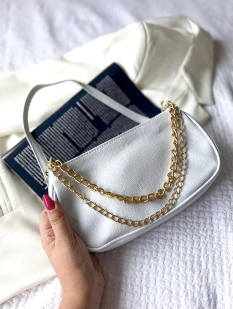 Bolsa branca alça correntes 