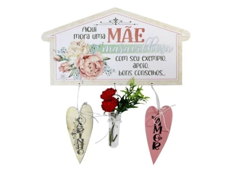 MOBILE DE PAREDE AQUI MORA UMA MAE MARAVILHOSA...35X32CM