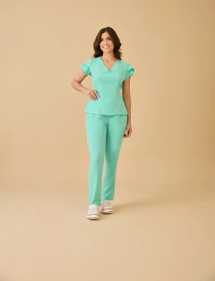 Scrub Júlia Premium verde claro