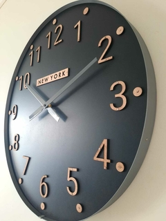 RELOJ NYC 40 CM en internet