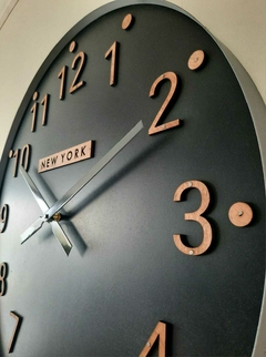 RELOJ NYC 40 CM - UTILA