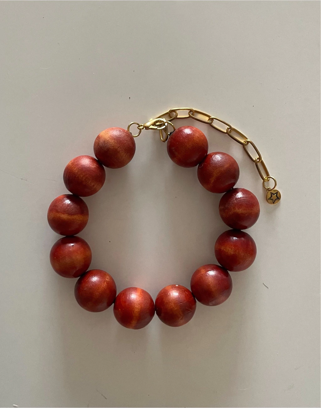 "ISSUE #000046" [COLLAR MADERA]