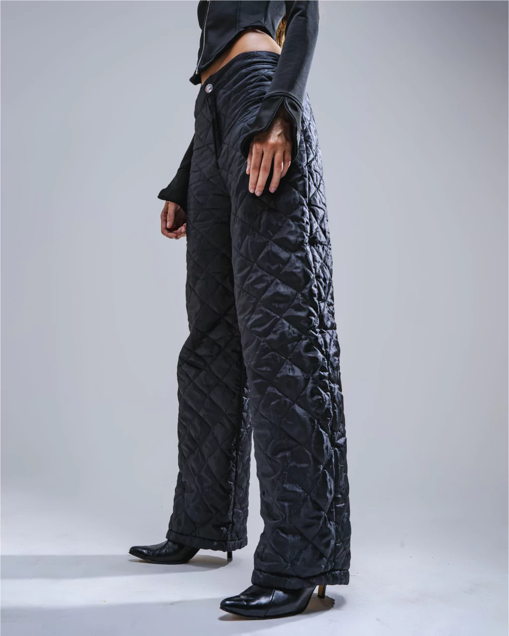 "ISSUE #000023" [PANTALÓN NEGRO]