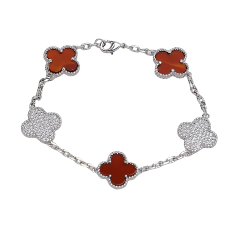 pulsera trebol plateada y rojo