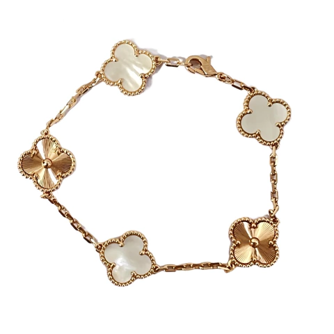 pulsera trebol rosada y blanca