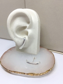 Brinco Ear Hook Frisos