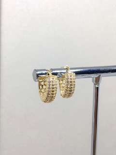 Brinco Argola Zircônias