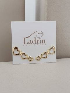 Brinco Ear Cuff Corações - comprar online