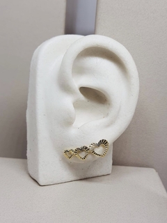 Brinco Ear Cuff Corações
