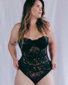 Body Lunna na internet