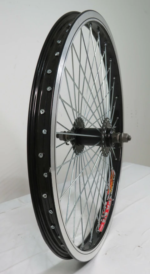 RUEDA DELANTERA R20 48 RAYOS FREESTYLE S/CAMARA S/CUBIERTA