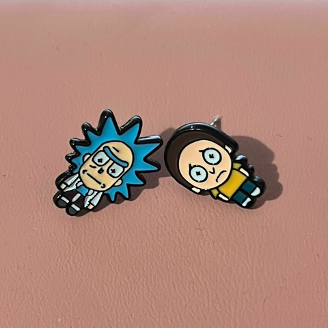 ARETES RICK Y MORTY - comprar en línea