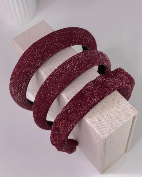 Tiara Priscila Bordô - Acolchoadas e trançada