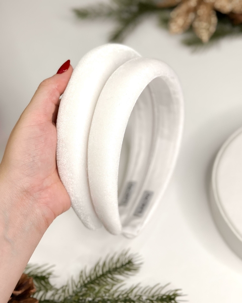 Tiara Dai Acolchoada de Veludo - Branco