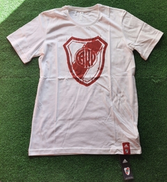 Remera escudo River