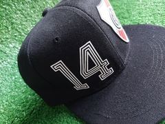 gorra plana #14 negra - comprar online