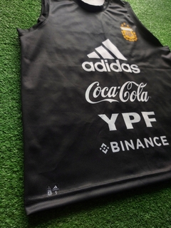 Pechera de entrenamiento Negra 2023 AFA Dri fit - Indumentaria Monumental