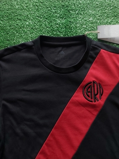 Buzo salida 2021 - comprar online