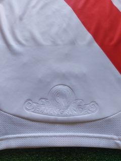 Camiseta titular 2011 #30