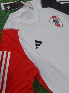 Remera entrenamiento 2024 - Indumentaria Monumental