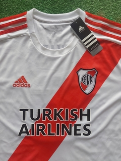 Camiseta Titular 2019 #9