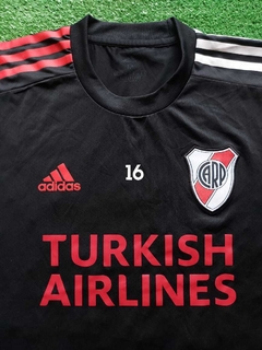 Imagen de Musculosa entrenamiento negra 2021 talle M